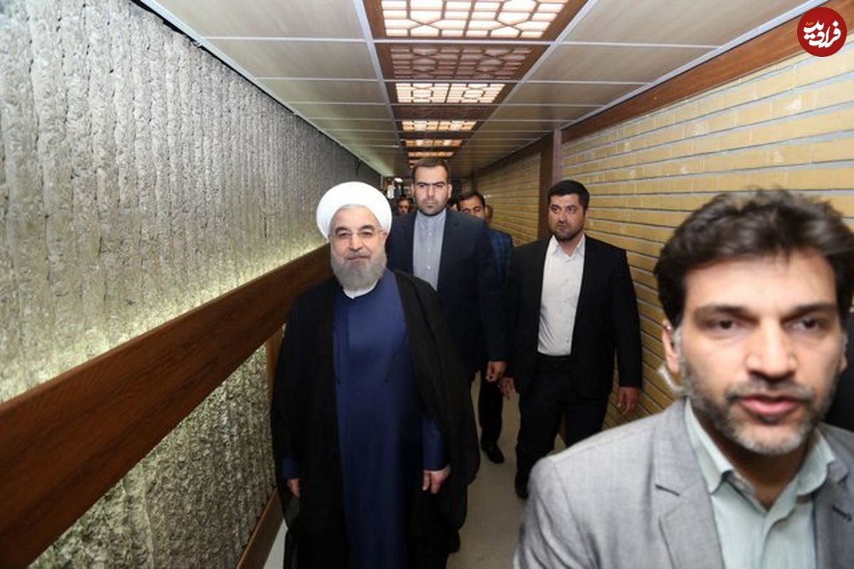 عکس/ روحانی در صداوسیما برای ضبط برنامه‌ انتخاباتی