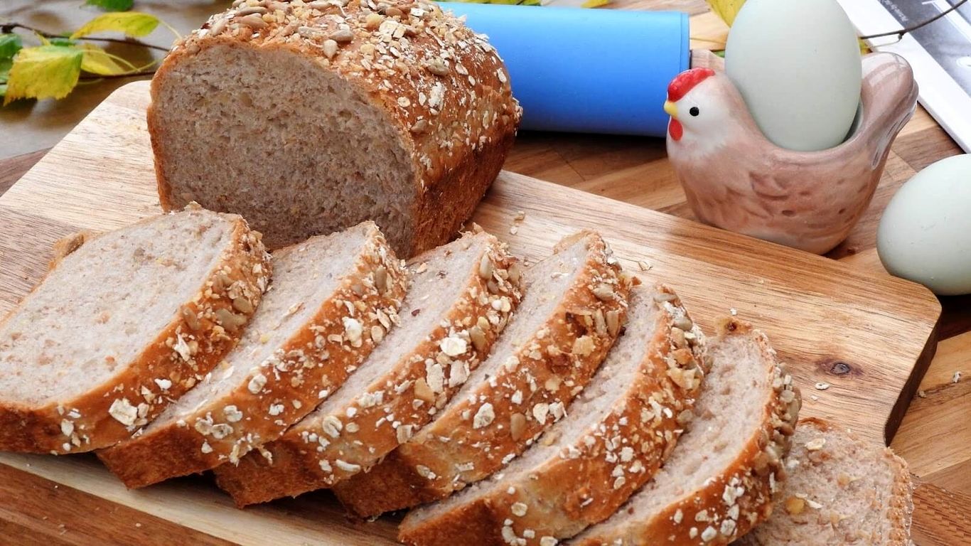 باور اشتباه مردم درباره مصرف نان و بیسکوئیت سبوس دار