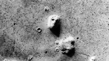 ( عکس) سردرآوردن چهره‌های عجیب در خاک مریخ!