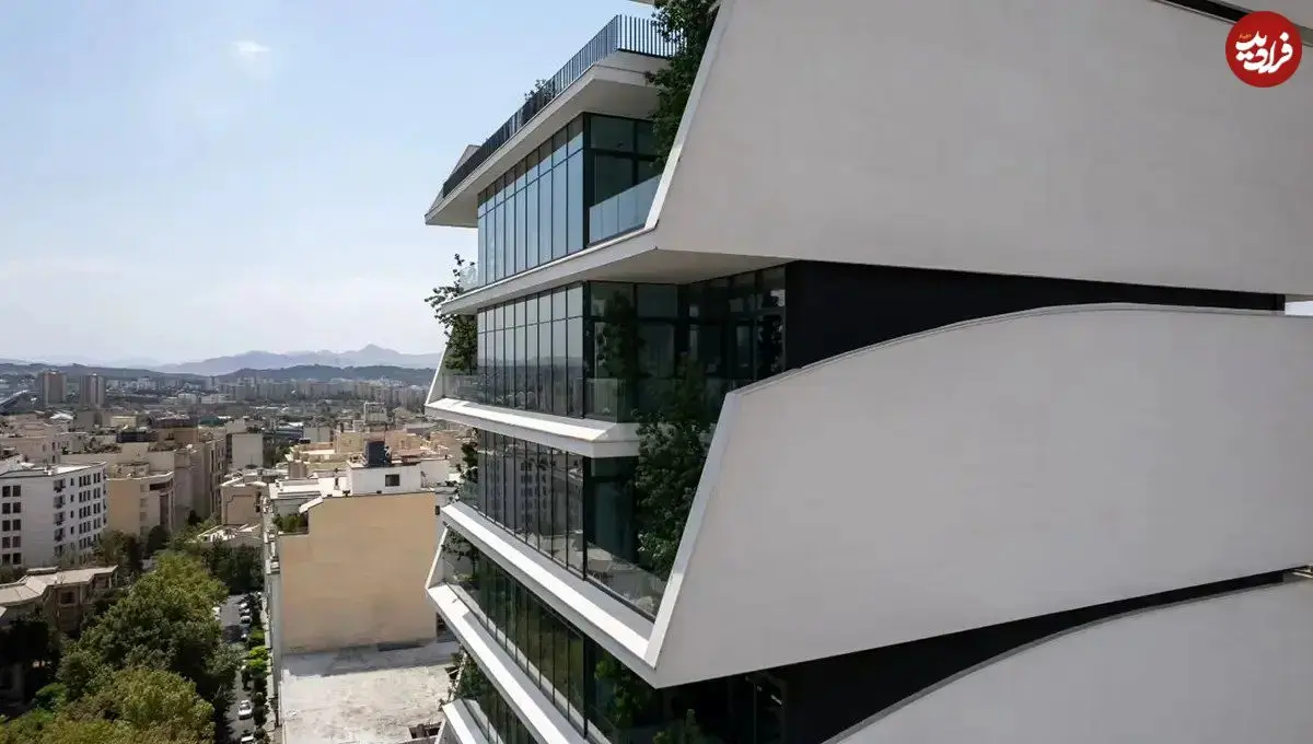 تصاویر؛ ساختمان مسکونی نسرین؛ یکی از مدرن ترین نمونه های معماری در فرمانیه تهران 