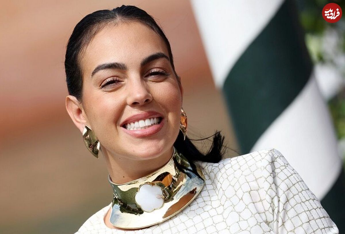 (عکس) حمله خواننده مشهور عرب به جورجینا؛ من از نامزد رونالدو زیباتر هستم!