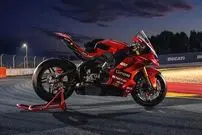 عکس| نسخه تولید محدود دوکاتی پانیگاله V4S با قیمت ۹۳ هزار دلار معرفی شد