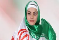 اکرم کناری دیل؛ رکوردار شنا با دستان بسته
