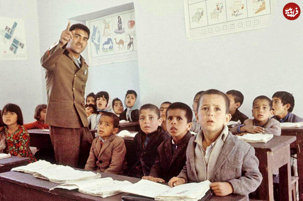 سیاست آموزشی پهلوی دوم