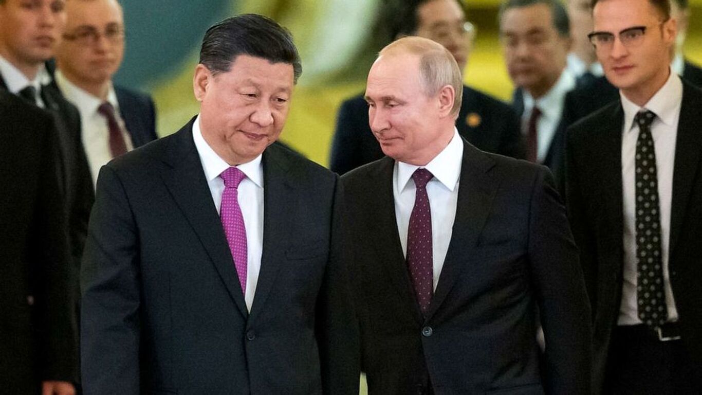 (ویدئو) لحظه خبرساز خداحافظی رئیس‌جمهور چین از پوتین