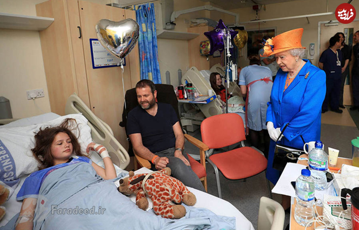 تصاویر/ عیادت ملکه از مجروحان حمله منچستر