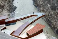 ببینید؛ پروژه ۷۲ پیچ دره رودخانه؛ وقتی معماری خطر را به هیجان تبدیل می کند