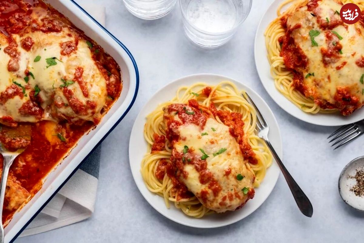 طرز تهیه مرغ و پنیر ساده با اسپاگتی