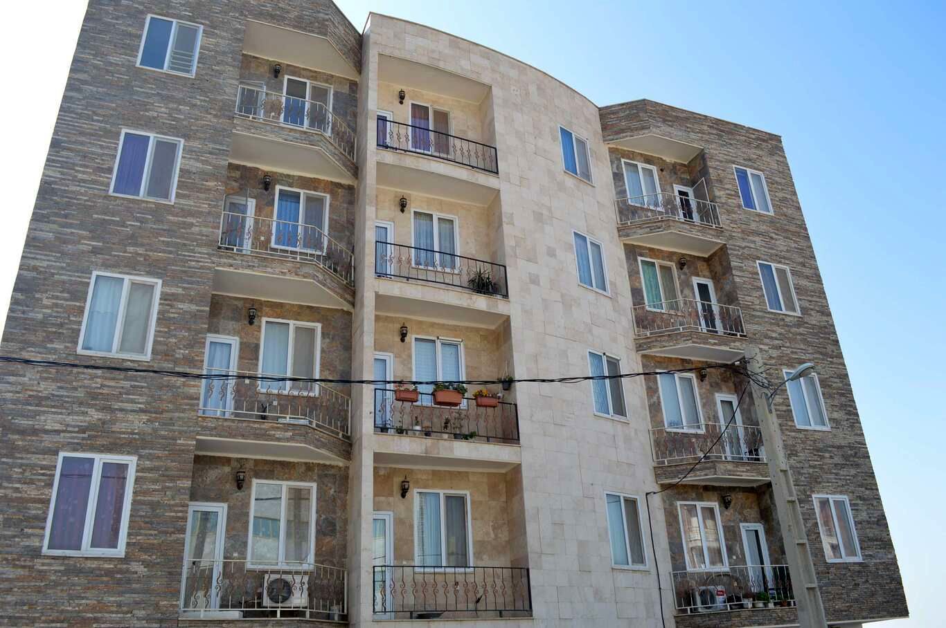 قیمت آپارتمان‌های ۱۵ تا ۲۰ سال ساخت در تهران