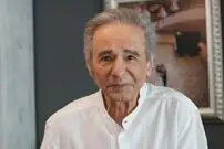 عکس| سفر زمان؛ «بهروز وثوقی و عارف» در حال مبارزه بوکس در جوانی؛ سال 52