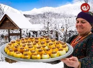 ببینید| غذای روستایی در آذربایجان؛ پخت دلمه پیاز با برنج و گوشت گاو