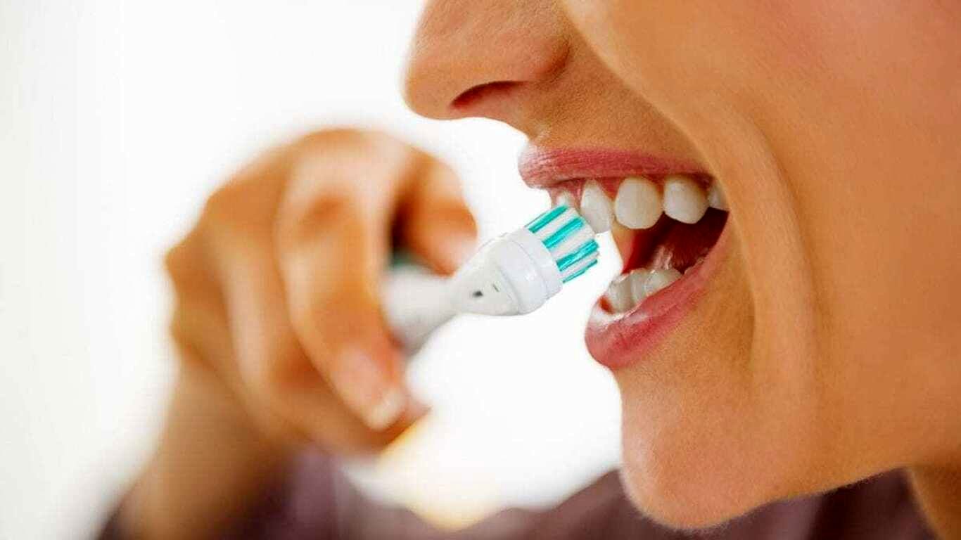 ۶ عادت مثبت که دندان ‌هایتان را سالم نگه می‌دارد