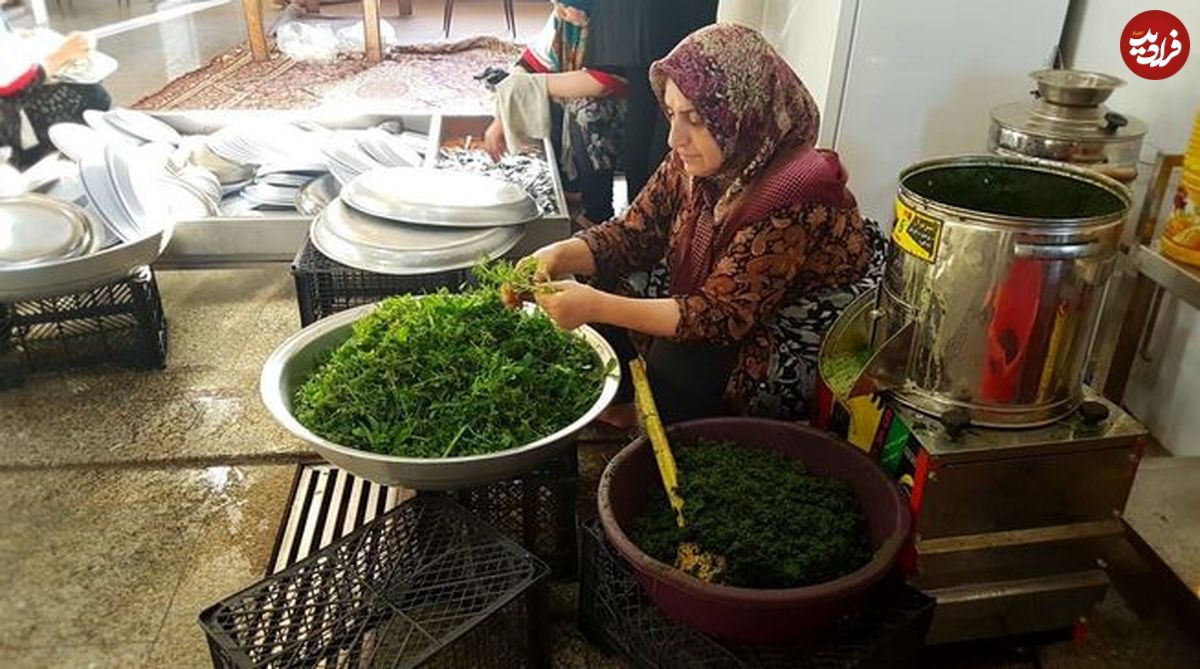 رستوران خاور خانم بر بلندای دریای خزر