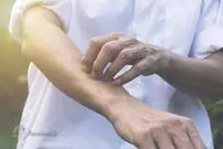 درمان خارش بدن؛ برای خارش بدن چی خوبه؟