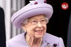 عکس| سفر در زمان؛ «ملکه الیزابت دوم» در کنار مادر و خواهرش در باغ لژ سلطنتی؛ سال 1314