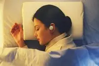 (عکس) هدفون جدید ال جی، مشکل بی‌خواب‌ها را حل می‌کند!