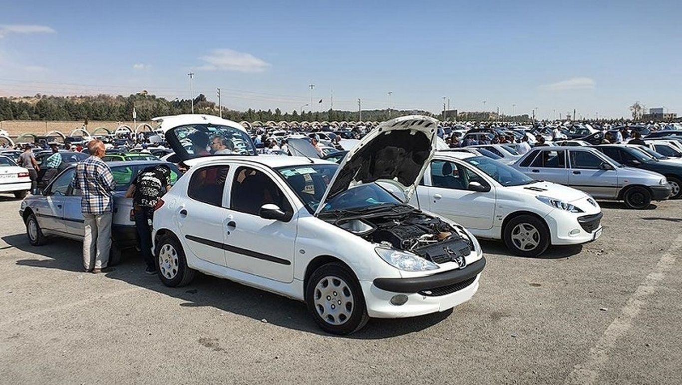 قیمت محصولات ایران خودرو امروز دوشنبه ۴ اردیبهشت ۱۴۰۲