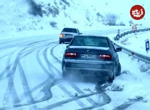 بارش برف ۹ جاده را مسدود کرد