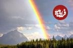 ببینید؛ برخورد نادر رعد و برق با رنگین‌کمان در آسمان بریتانیا
