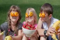 بچه‌ها چطور شاد می‌شوند؟
