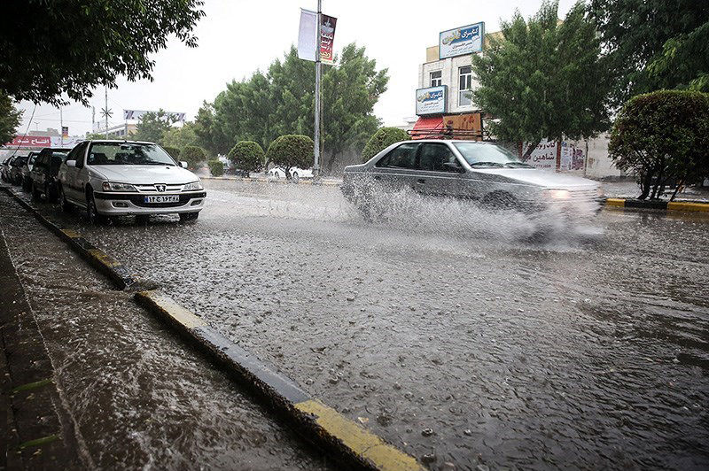 بارش شدید باران در ۱۳ استان