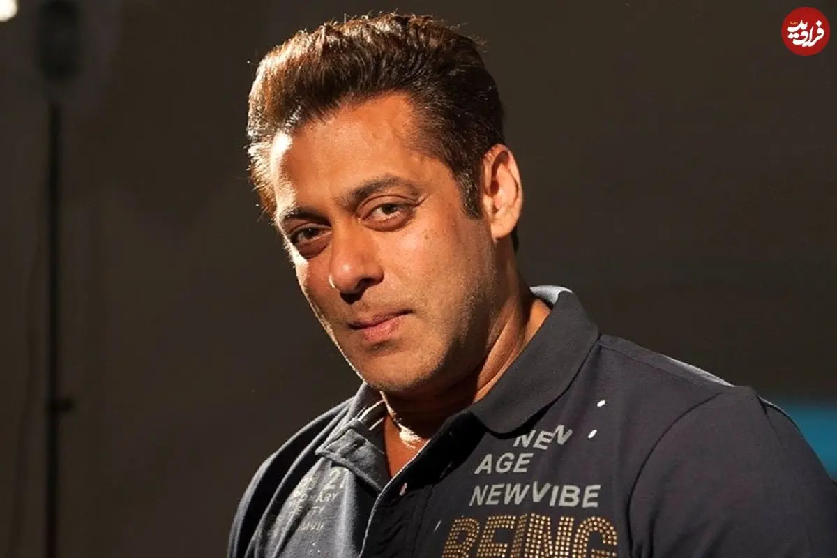 عکس| سفر در زمان؛ «سلمان خان» در یک کنفرانس مطبوعاتی در بمبئی؛ سال 1383