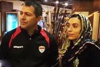 اسکوچیچ با همسرش به نشست خبری آمد