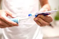 عواقب خطرناک مسواک نزدن