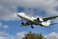 (ویدئو) فرود ماهرانه ایرباس A330 ایران در فرودگاه لندن در باد شدید 