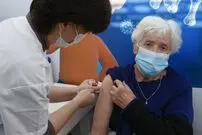 ترکیب واکسن‌های کرونا توصیه نمی‌شود