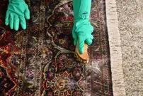 علت زردآب فرش هنگام شستشو و راه حل از بین بردن آن
