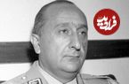 عکس؛ سفر در زمان؛ «رئیس سوم ساواک در حال اعطای نشان به یکی از ماموران»؛ دهه 50