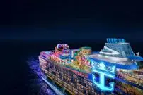 تصاویر؛ شهر شناور «افسانه دریاها»؛ داخل بزرگ‌ترین کشتی تاریخ را ببینید