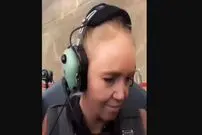 (ویدئو) جاذبه با چهره این خانم خلبان چه کرد!