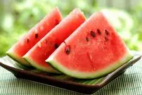 (ویدئو) ۹ روش جالب برای بریدن و تزئین هندوانه شب یلدا