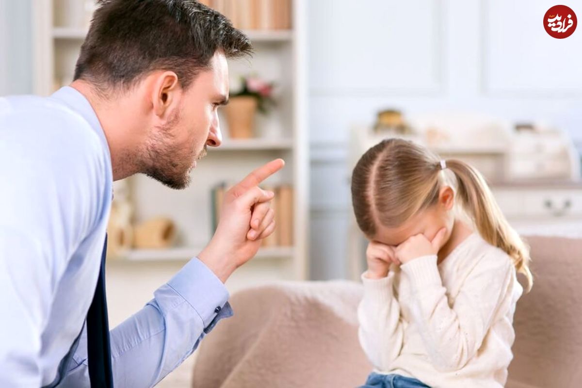 ۸ جمله‌ای که هرگز نباید به فرزندتان بگویید