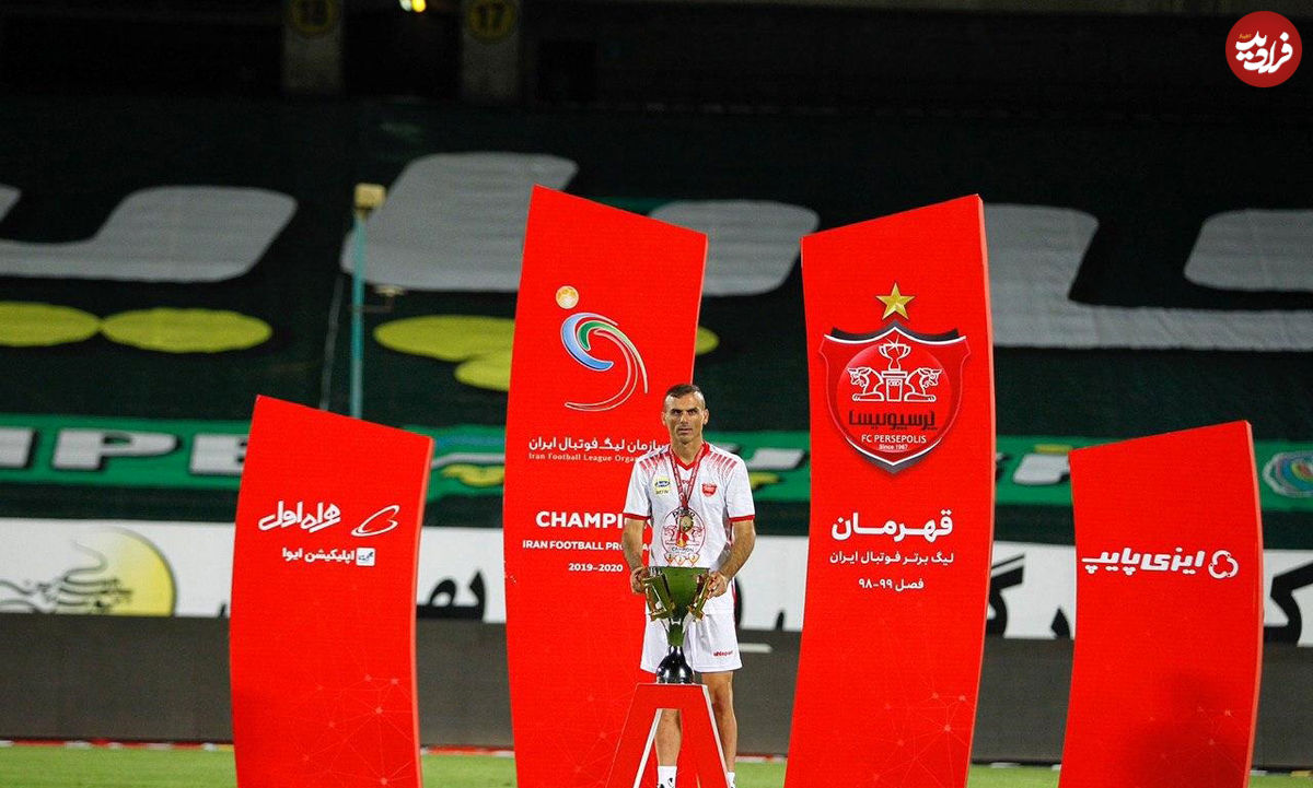 تصاویر/ جشن پوکر قهرمانی پرسپولیس در لیگ نوزدهم 