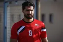 شماره هشت پرسپولیس، مهاجم برابر استقلال