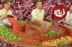ببینید| غذای خیابانی در پاکستان؛ پخت یک خوراک سنتی با جگر، رب گوجه و فلفل در پیشاور