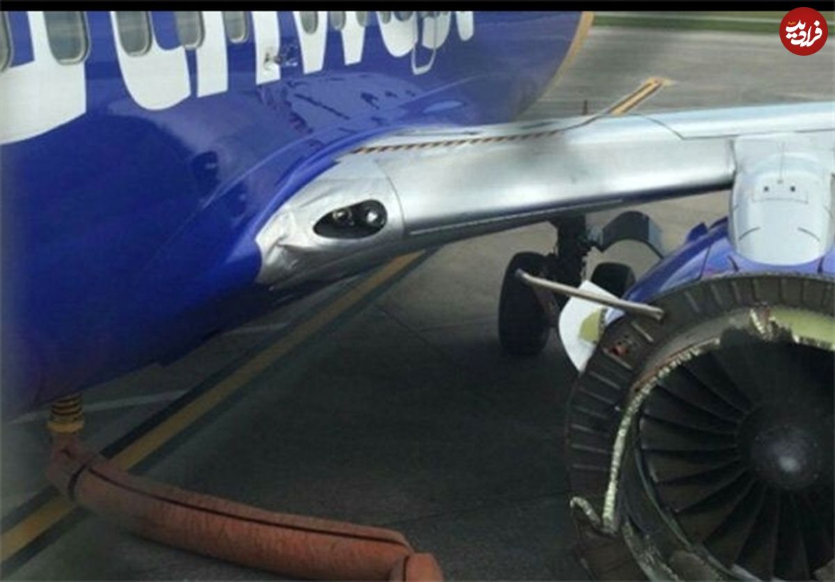 تصاویر/ جداشدن موتور هواپیمای مسافربری در آسمان