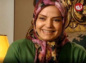 عکس| سفر در زمان؛ «مرضیه» سریال آوای باران در یک کافه در تهران در 44 سالگی