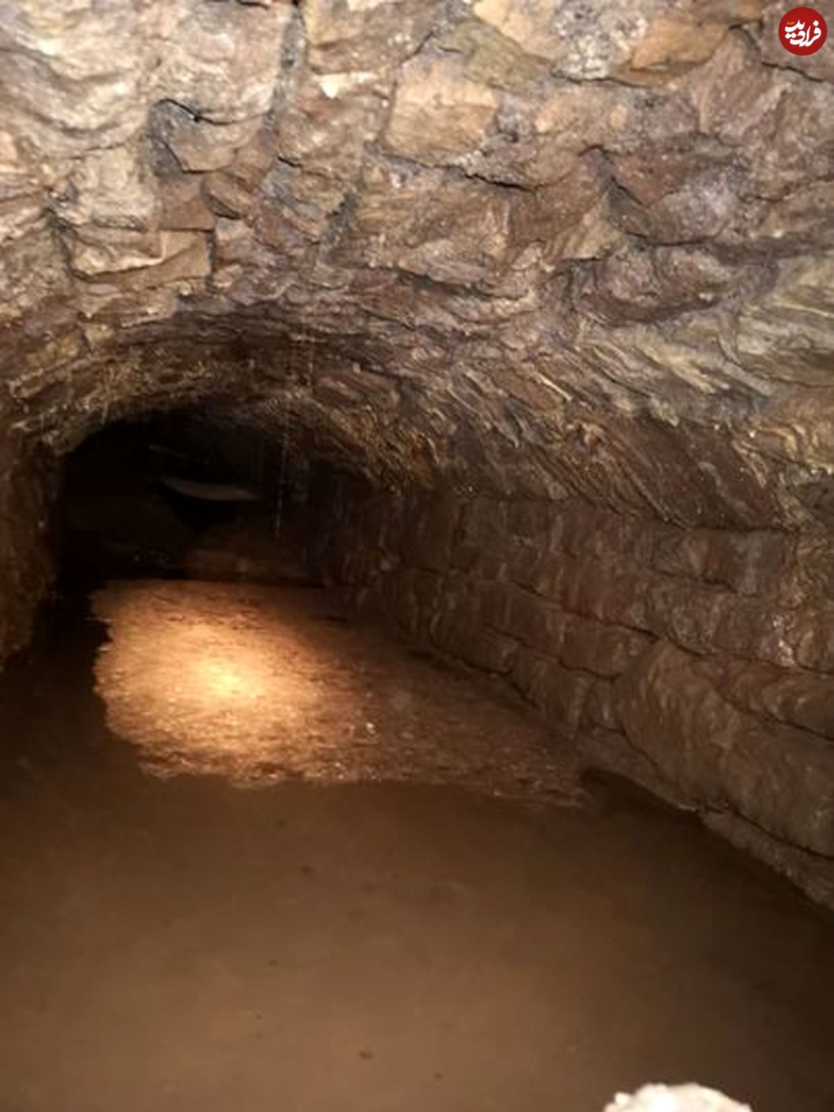 کشف تونل سرّی قرون وسطایی با حفاری شرکت برق