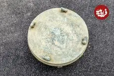 «طبل 2 هزارسالۀ قورباغه‌نشان» موقع شخم زدن زمین از زیر خاک بیرون آمد