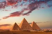 اهرام ثلاثه را فرازمینی‌ها نساخته‌اند