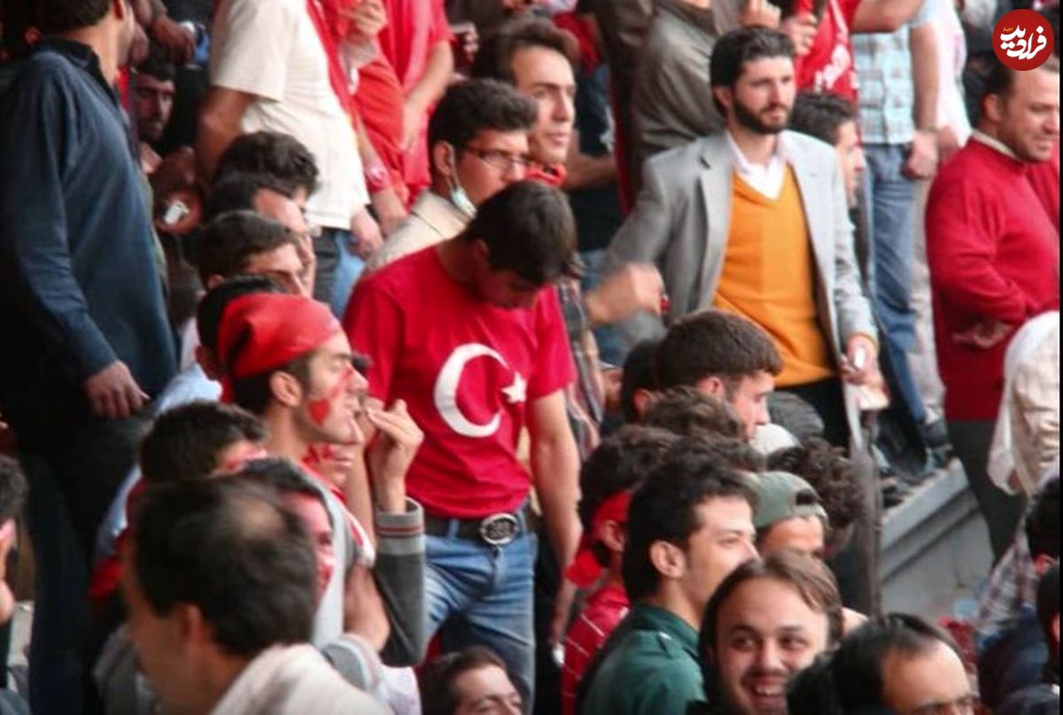 عکس/ سوء استفاده رسانه‌های ترکیه از حواشی هواداران تراکتور!