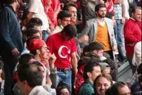عکس/ سوء استفاده رسانه‌های ترکیه از حواشی هواداران تراکتور!