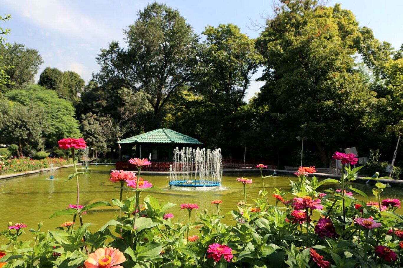 زیباترین باغ اربابی تهران؛ املاک شخصی «صارم‌الدوله» چگونه در اختیار مردم قرار گرفت؟