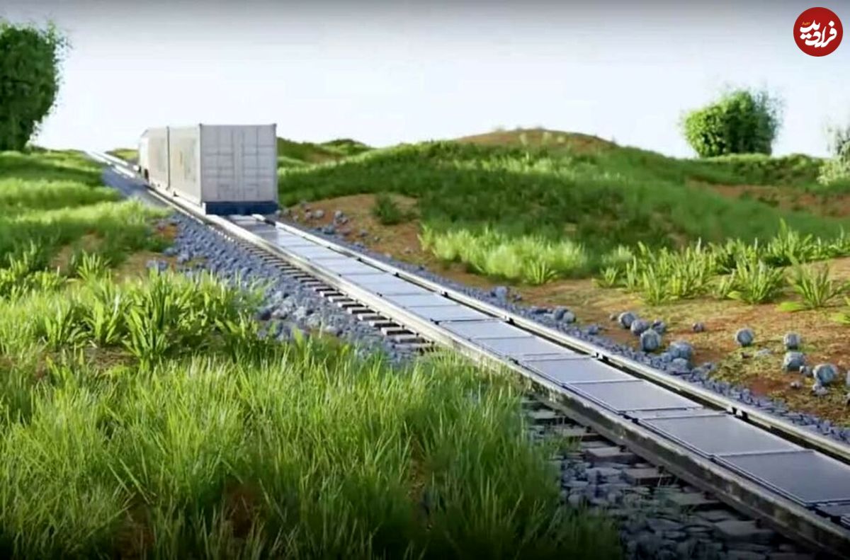 (عکس) تولید برق با پنل‌های خورشیدی بین ریل‌های قطار