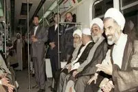 تصویر دیده نشده از آیت‌الله هاشمی در مترو