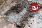 کشف یک گنج باشکوه؛ تاج طلا و خنجر منحصربه‌فرد پوشیده از جواهر